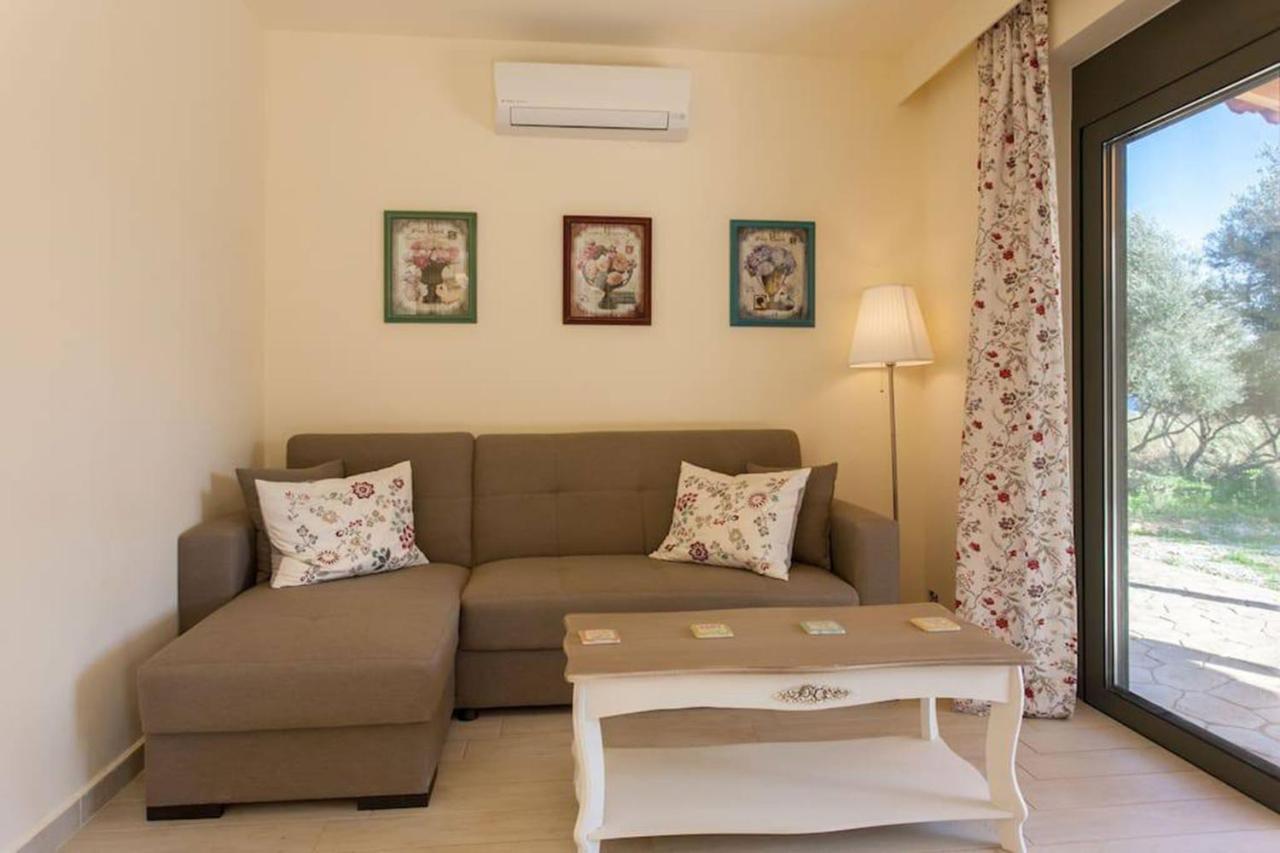 Olive Tree Farm 200M From The Beach Episkopi-Chania Extérieur photo